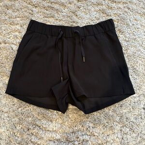 Lululemon Fly Short Woven 2.5”